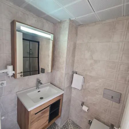 Habitación en casa particular Lokal Ayvalı