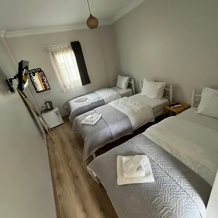 Lokal Homestay Ayvalik