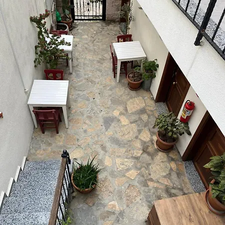 Lokal Homestay