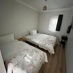 Lokal * Ayvalı